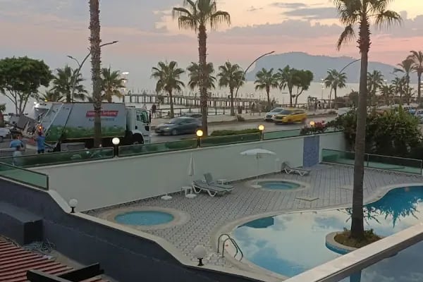 Club Bayar Beach Otel - Resim 18
