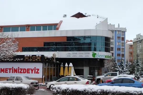 Özel Dentestetik Ağız Ve Diş Sağlığı Polikliniği - Resim 4