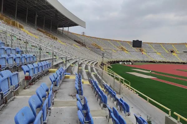 İzmir Atatürk Stadyumu - Resim 2