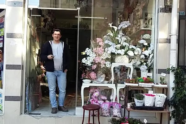 Burhaniye Çiçekçisi Pelin Çiçekçilik - Resim 2
