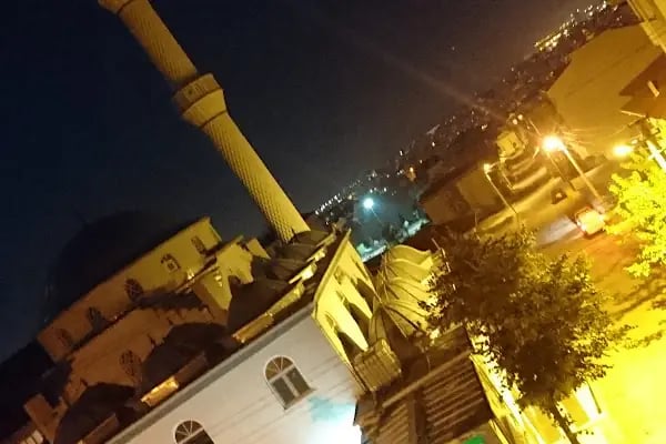 Çayırova Müftülüğü Özgürlük Mahallesi Nur Cami - Resim 7