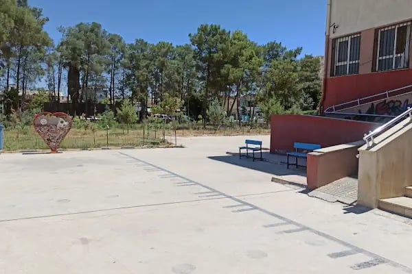 M. Akif ERSOY Ortaokulu - Resim 3
