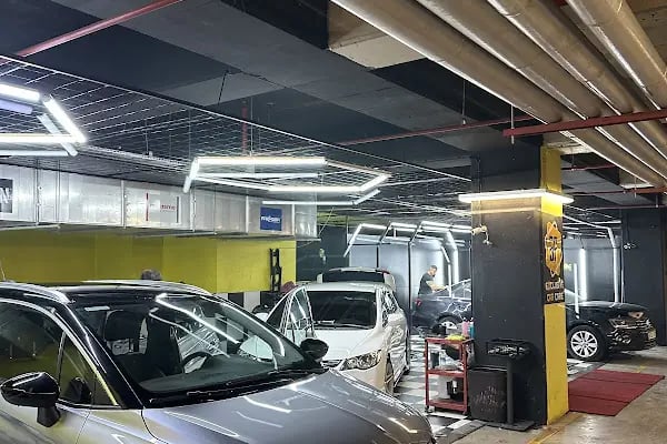 SP CAR DETAİLİNG OTO YIKAMA VE TEMİZLİK HİZMETLERİ 10 BURDA AVM - Resim 4