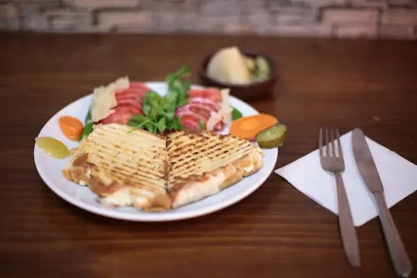 bayraklı döner iskender kokoreç kelle söğüş - Resim 5