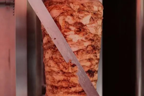 bayraklı döner iskender kokoreç kelle söğüş - Resim 4
