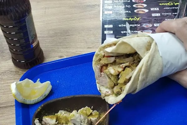 bayraklı döner iskender kokoreç kelle söğüş - Resim 6