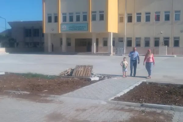 Akdeniz Rehberlik Ve Araştırma Merkezi - Resim 4