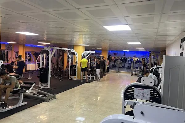 Form Fitness - Resim 18