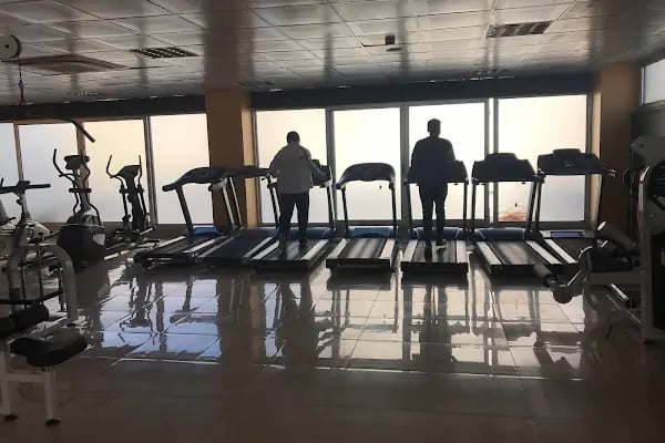 Form Fitness - Resim 4