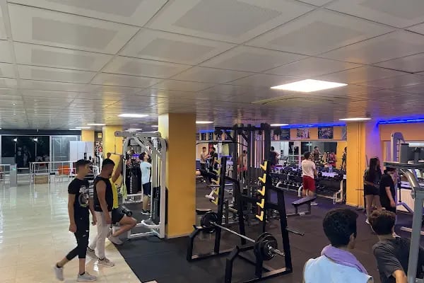 Form Fitness - Resim 16