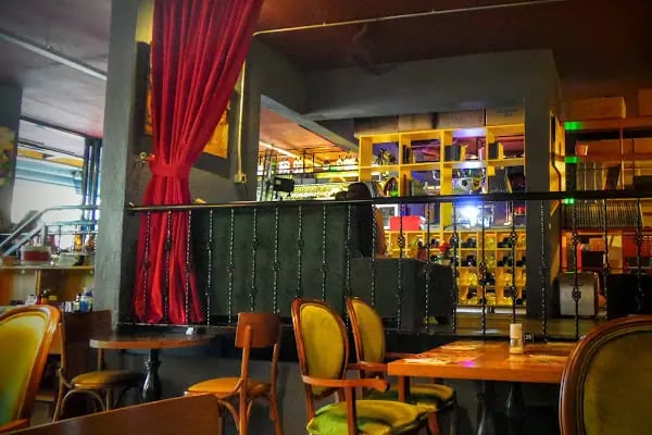 Paddy's Irish Pub - Resim 17