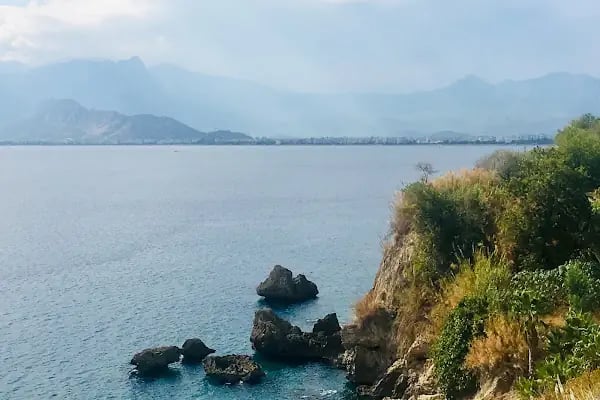 Yeşilbahçe Falez Plajı - Resim 7