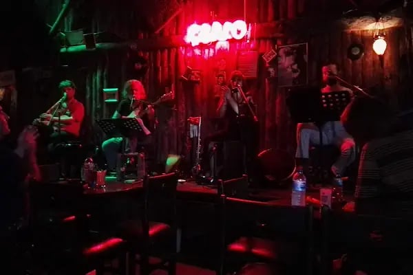 Çello Cafe Bar - Resim 9