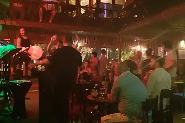 Çello Cafe Bar - Resim 13