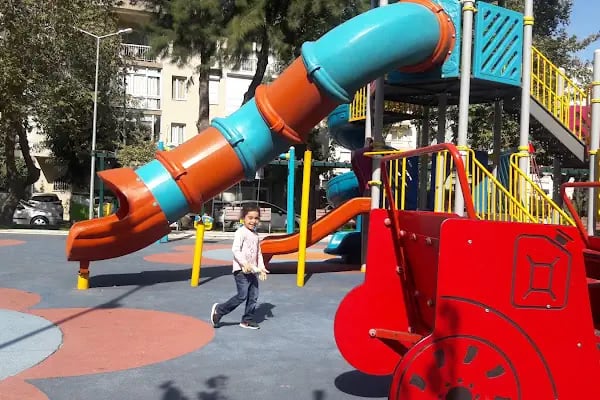 Tğm. Ali Rıza Akıncı Parkı - Resim 4