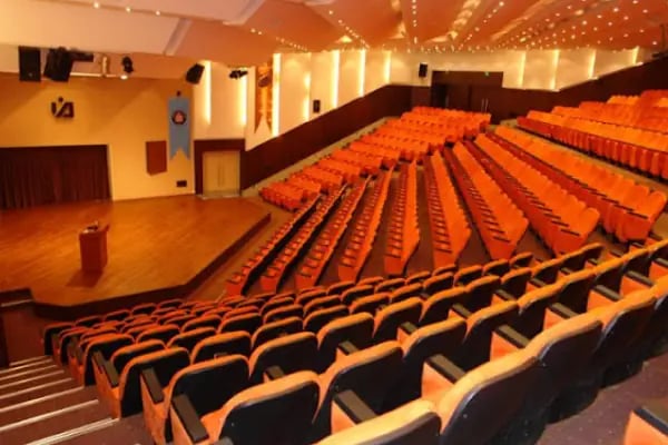 Atatürk Konferans Salonu - Resim 3
