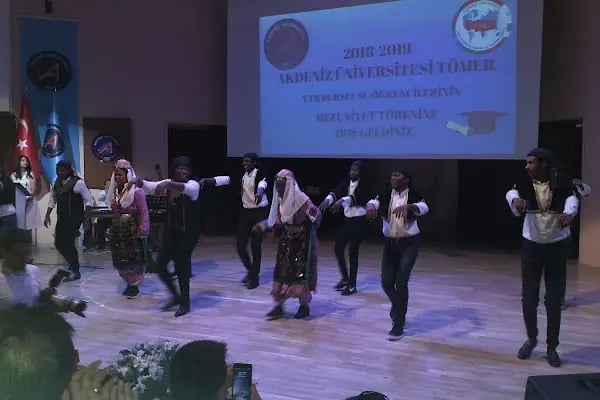 Atatürk Konferans Salonu - Resim 17