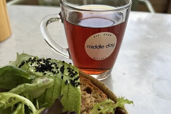 middle day • kitchen - Resim 11