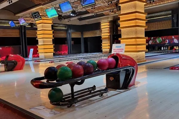 Play Bowling - Resim 11