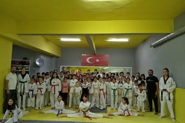 Menekşe Spor Kulübü - Resim 1
