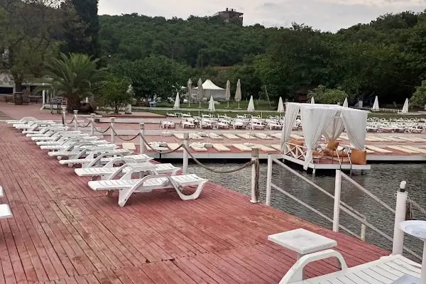 Ada Beach Club - Resim 5
