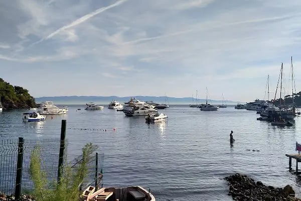 Ada Beach Club - Resim 7