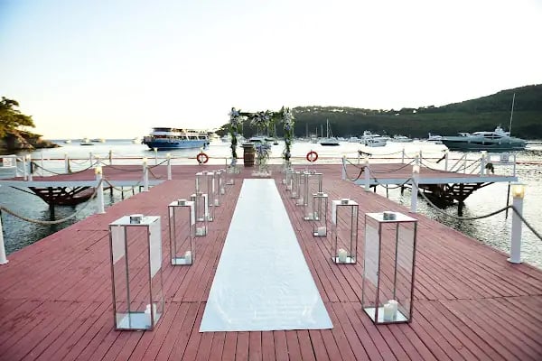 Ada Beach Club - Resim 10