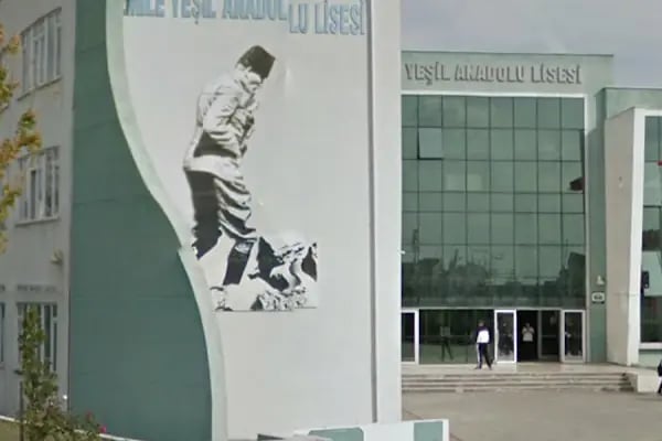 Cemile Yeşil Anadolu Lisesi - Resim 12