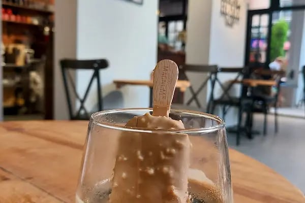 Aurora Coffee Shop - Resim 3