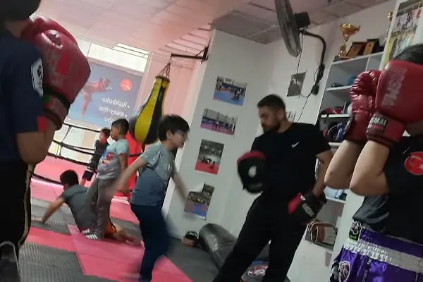 İZMİR KICK BOXİNG &amp; WUSHU ACADEMY ( İ.K.W.A.) - Resim 3