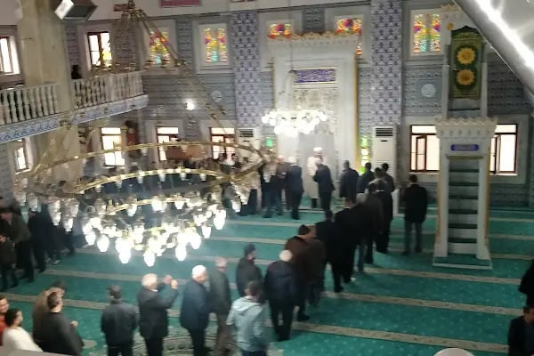 Kızılpınar Merkez Cami - Resim 12