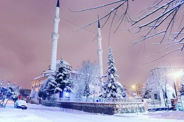 Kızılpınar Merkez Cami - Resim 5