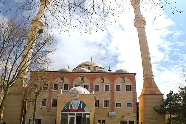 Kızılpınar Merkez Cami - Resim 2