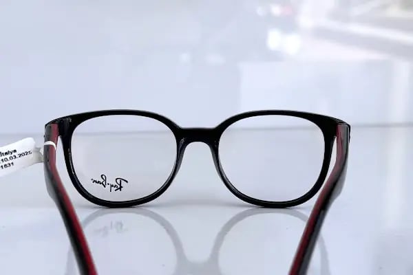 Emin Optik - Resim 8