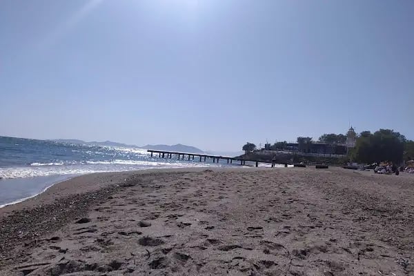 Fenerburnu Sahili - Resim 14