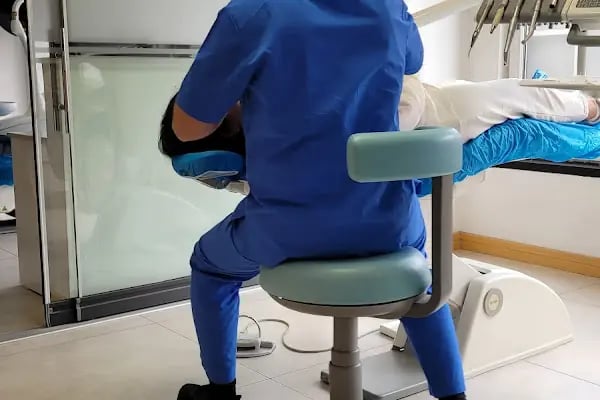 Ortodonti Uzmanı Diş Hekimi Dr.Yasin Çamili - Balıkesir - invisalign - diş teli - Resim 2