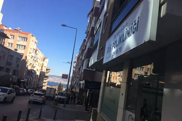 Özel İzmirdiş Ağız ve Diş Sağlığı Polikliniği Yeşilyurt Şubesi - Resim 10