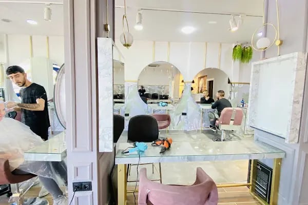 MİKAİL HAİR SALON GOLD - Resim 17