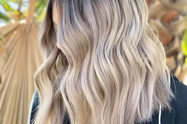 MİKAİL HAİR SALON GOLD - Resim 12