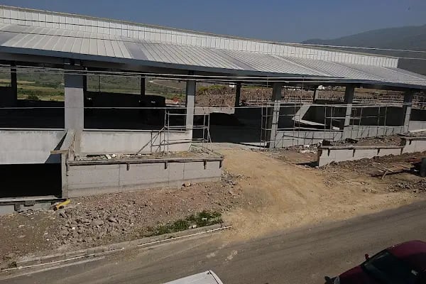 Helvacı kapalı pazar yeri - Resim 6