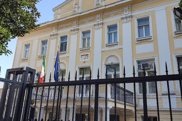 Consolato Generale d’Italia - Resim 7