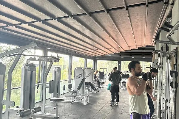 Uni+ Sport Club Görükle Spor Salonu Tenis Kortları - Resim 15