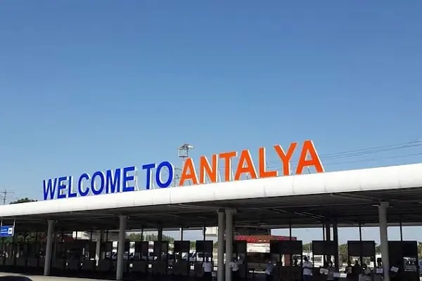 LetsTR Antalya Araç Kiralama & Rent A Car - Resim 2