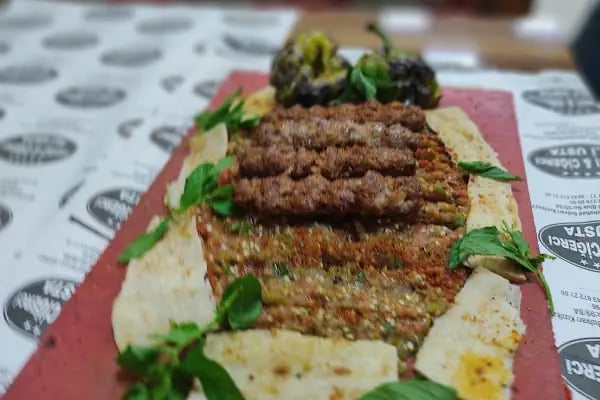 Diyarbakirevi Kahvaltı &amp; Cafe - Resim 3