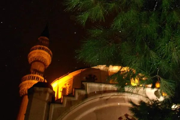 Alsancak Hocazade Camii - Resim 18
