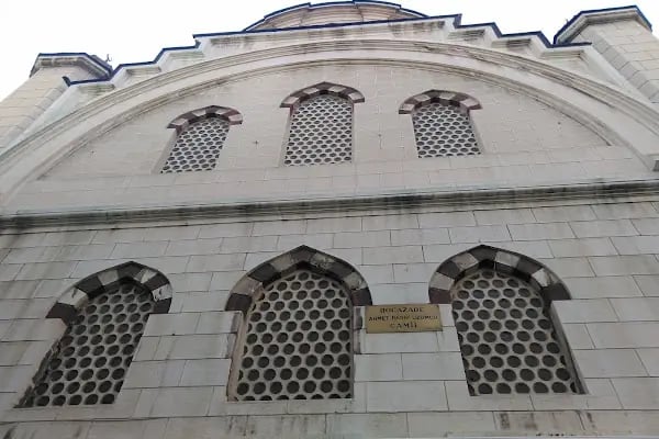 Alsancak Hocazade Camii - Resim 15