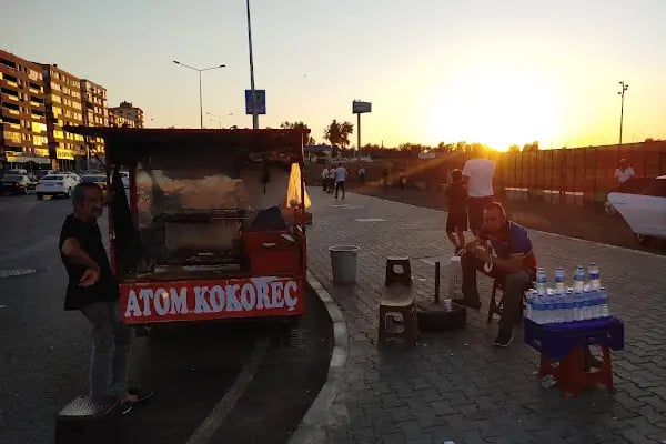 Üçkuyular Pazaryeri Otobüs Durağı - Resim 9