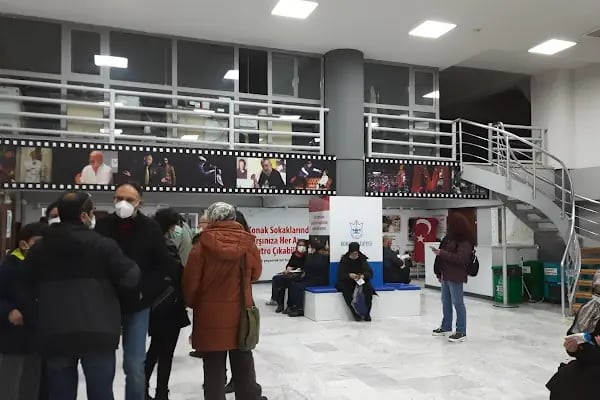Konak Belediyesi Selahattin Akçiçek Kültür Merkezi - Resim 11