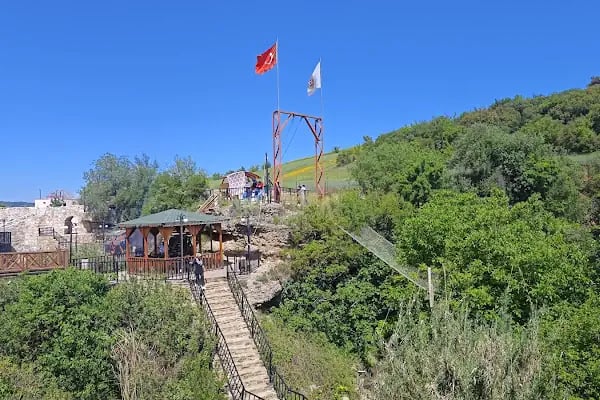 Kazangölü Şelalesi ve Piknik Alanı - Resim 8