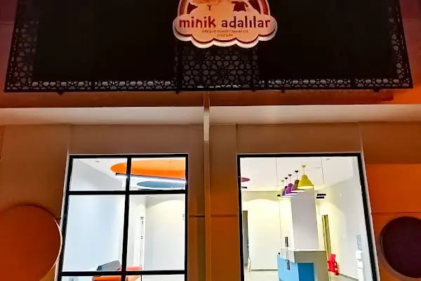 Minik Adalılar Çarşı Şube - Resim 4